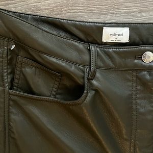 Aritzia Melina Pants - Dark Olive- never worn